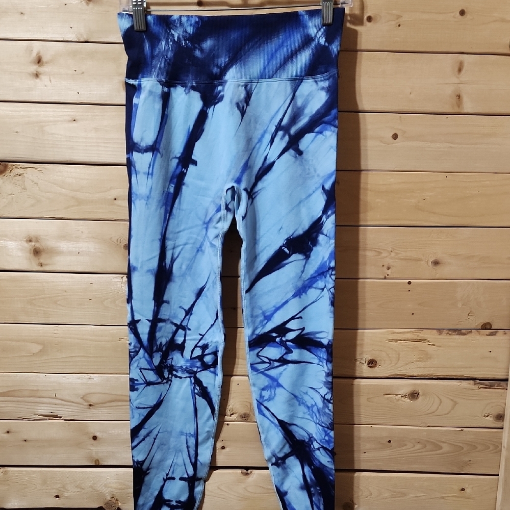 Victoria Secret Pink Tights Size Medium NWT
